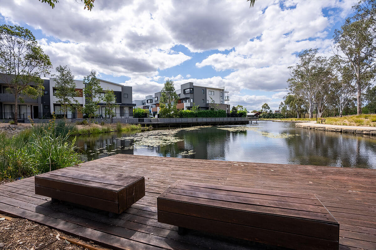Examples of low- and mid-rise housing, Fairwater Boulevard, Blacktown, Blacktown NSW. Credit: NSW Department of Planning, Housing and Infrastructure / James Grabowski